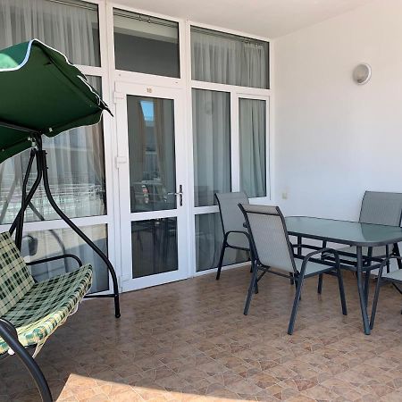 Town-House Golden Bugaz Apartment Karolino-Buhaz Exterior foto