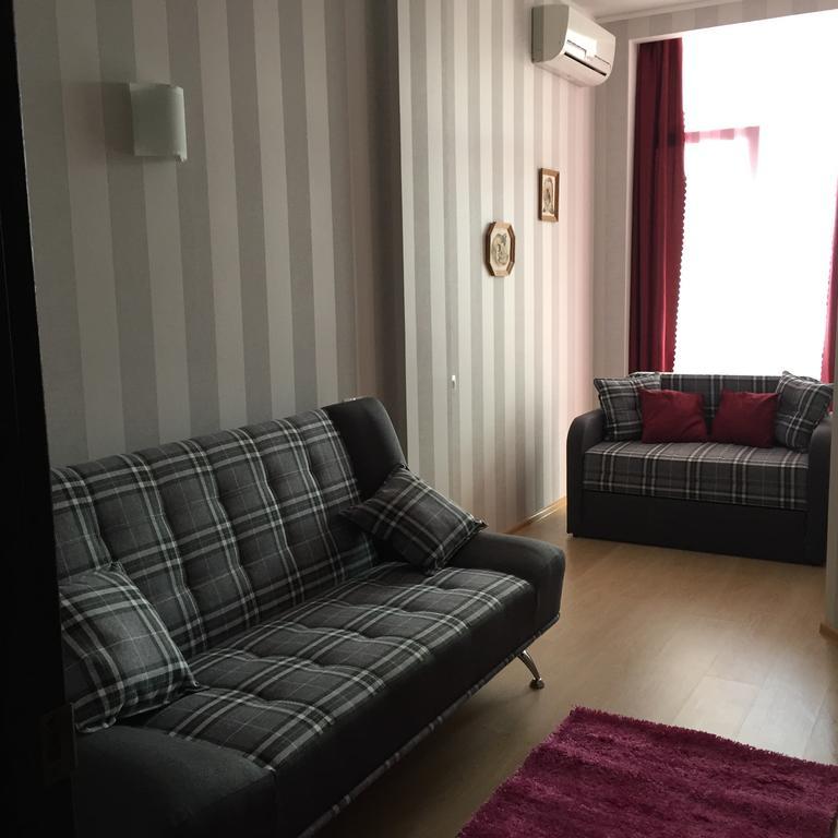 Town-House Golden Bugaz Apartment Karolino-Buhaz Exterior foto